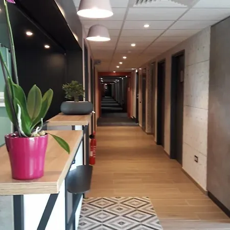 Palaiseau 3*