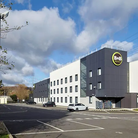 Hotel Palaiseau 3*