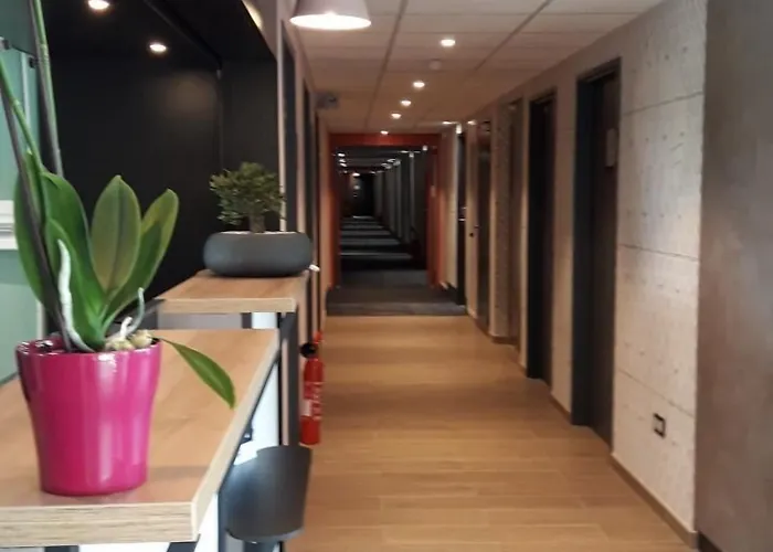 Palaiseau 3*