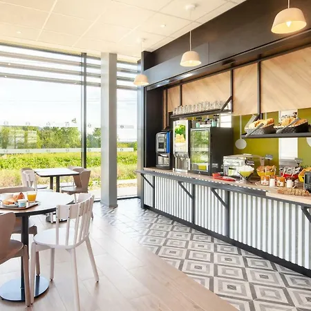Igny Palaiseau 3*